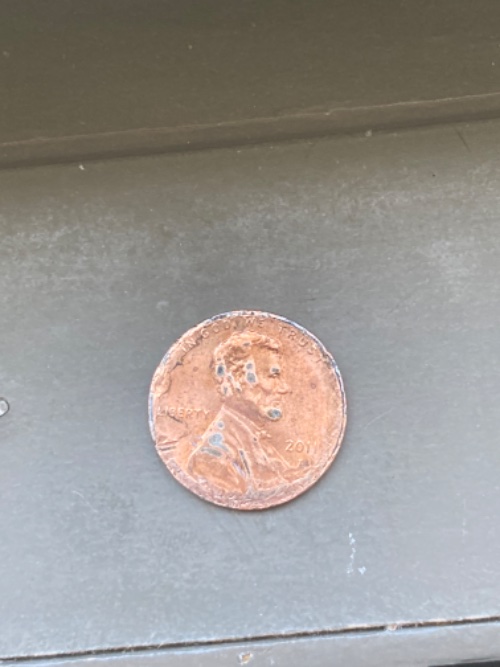2011-Lincoln-Penny-Rare-Mint-Damage
